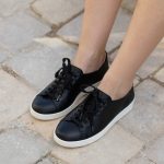 Armoricain Grainé Noir : les jolies sneakers pour hallux valgus.
